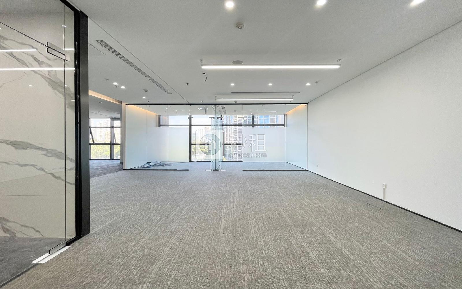 绿景广场写字楼出租211平米精装办公室68元/m².月