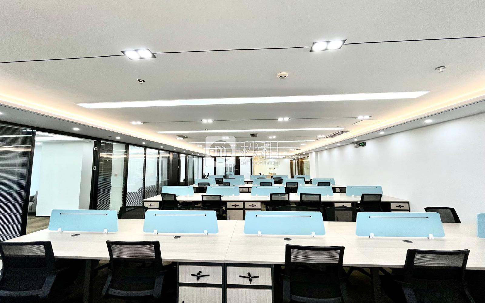 华润城大冲商务中心写字楼出租590平米精装办公室92元/m².月