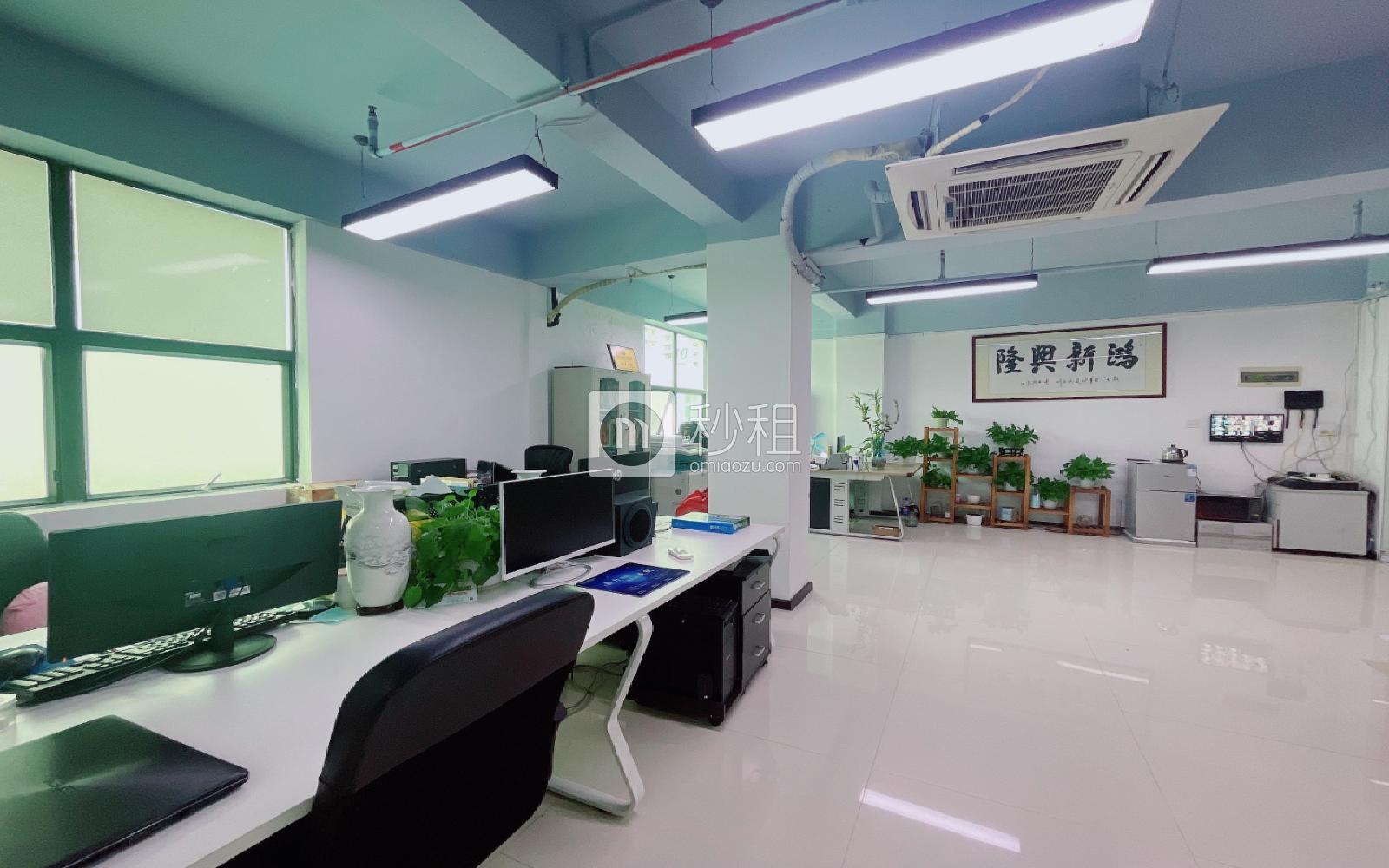南山云谷创新产业园（二期）写字楼出租136平米精装办公室55元/m².月