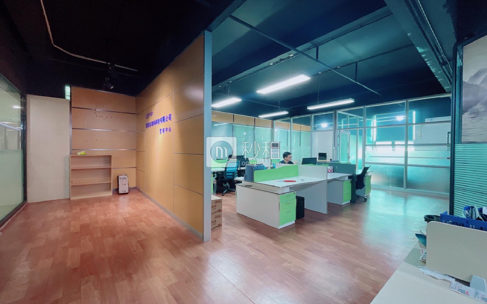 南山云谷创新产业园（二期）写字楼出租225平米简装办公室59元/m².月