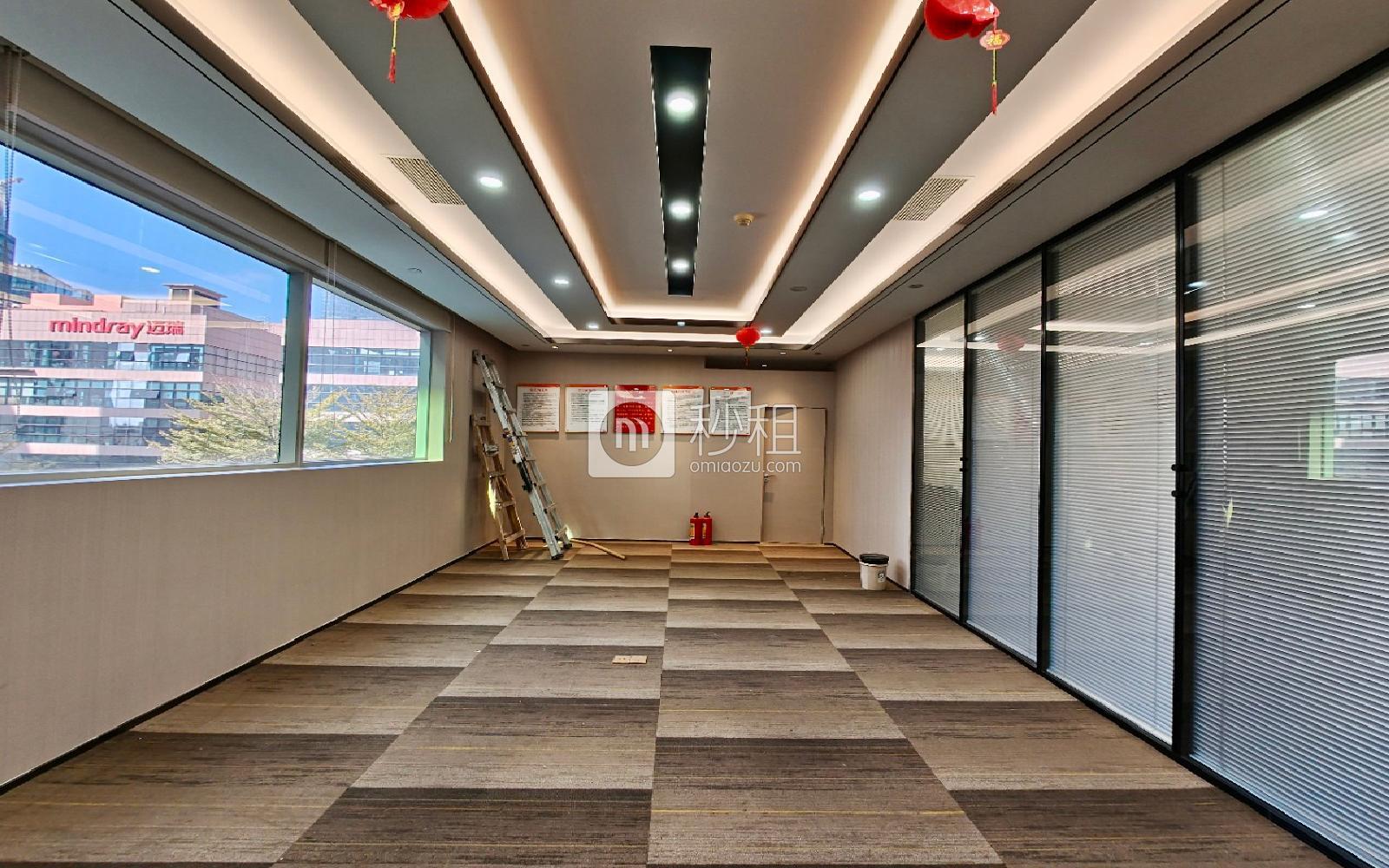 中电照明大厦写字楼出租588平米精装办公室69元/m².月