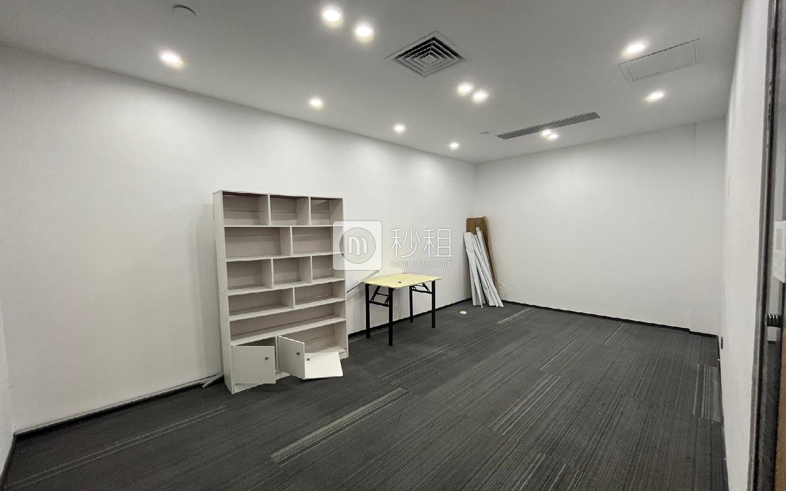 蘅芳科技大厦写字楼出租326平米精装办公室110元/m².月