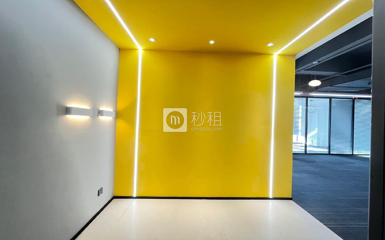 蘅芳科技大厦写字楼出租184平米精装办公室110元/m².月