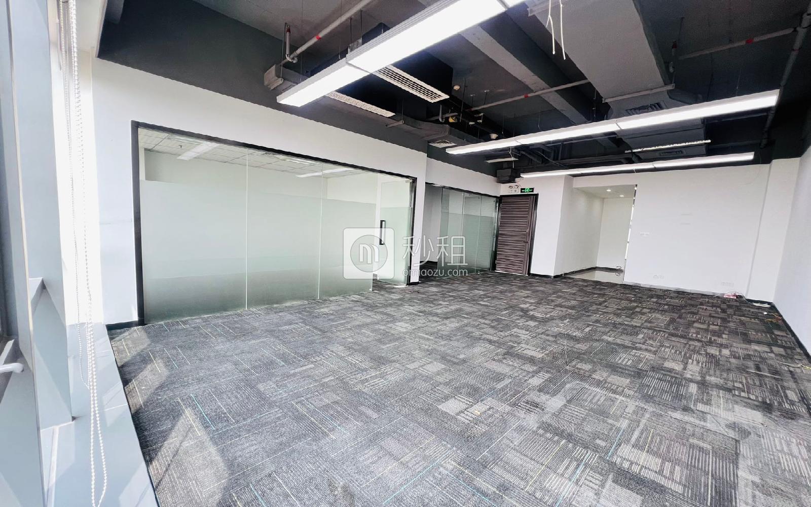 观澜湖国际大厦写字楼出租166平米精装办公室70元/m².月