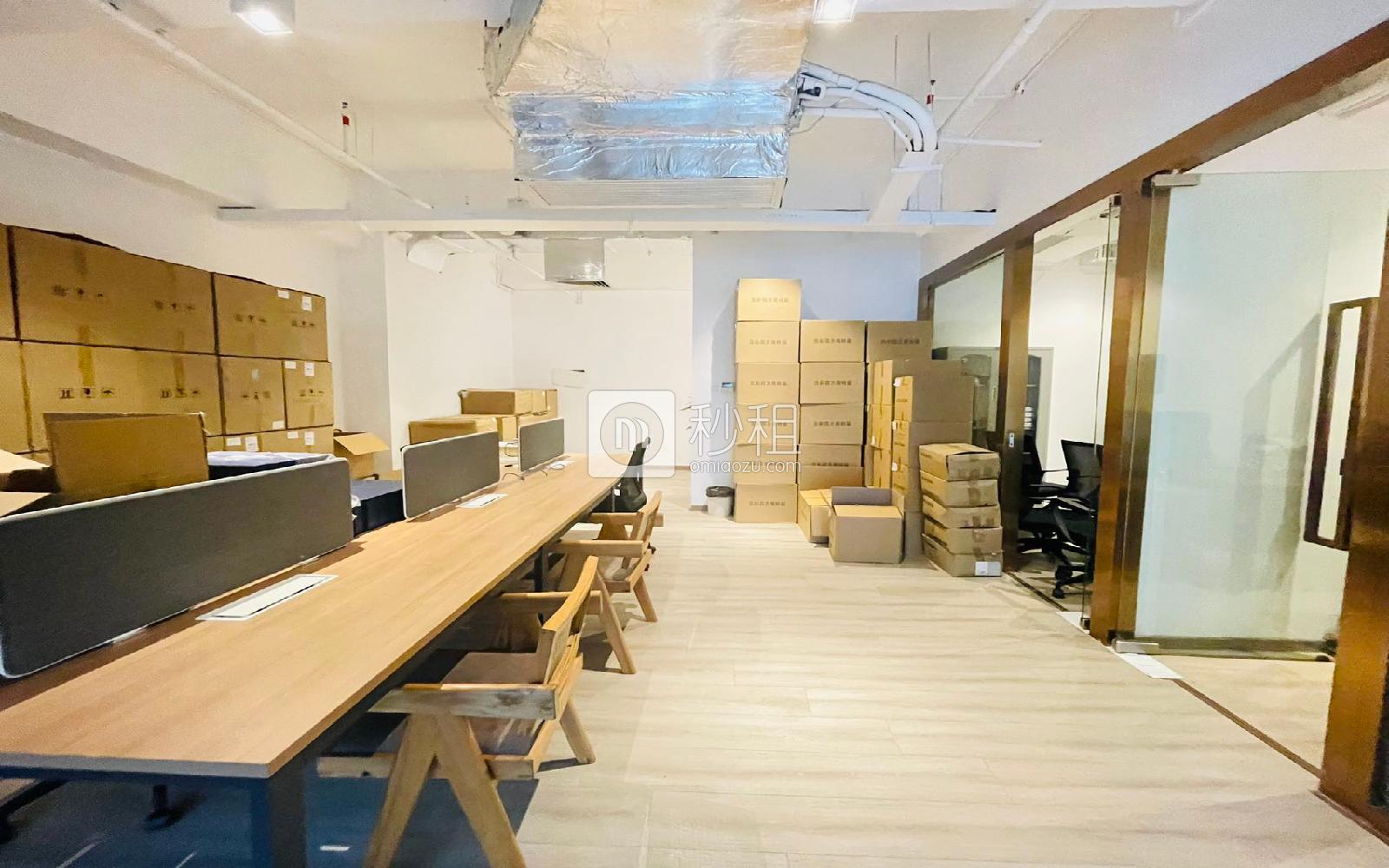 恒裕中心写字楼出租230平米精装办公室120元/m².月