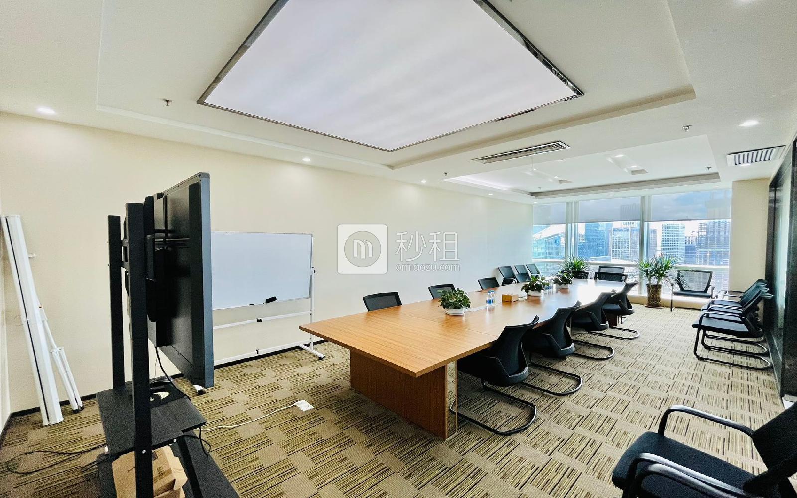 SCC中洲控股中心写字楼出租586平米精装办公室158元/m².月