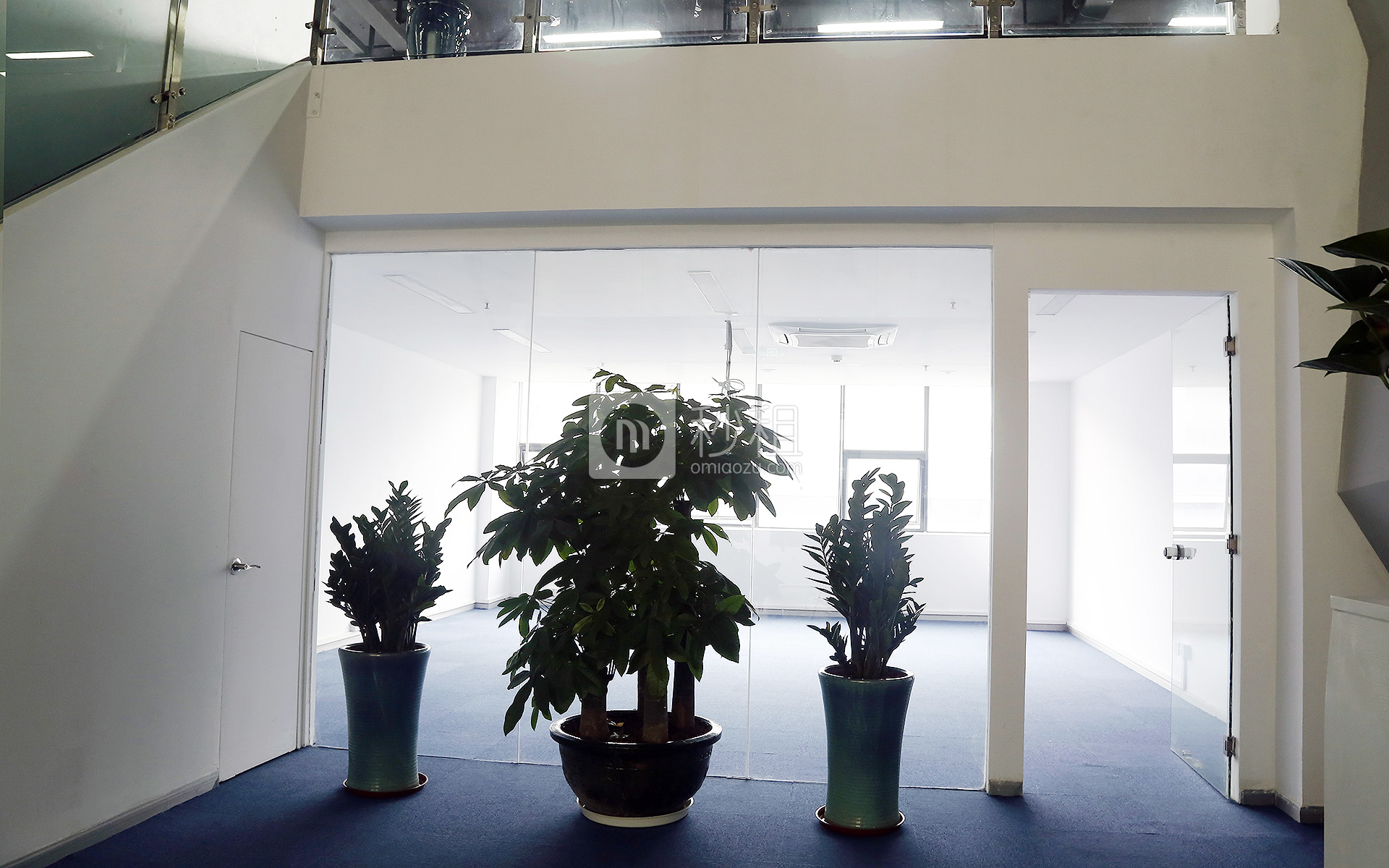 智恒产业园写字楼出租2600平米精装办公室65元/m².月