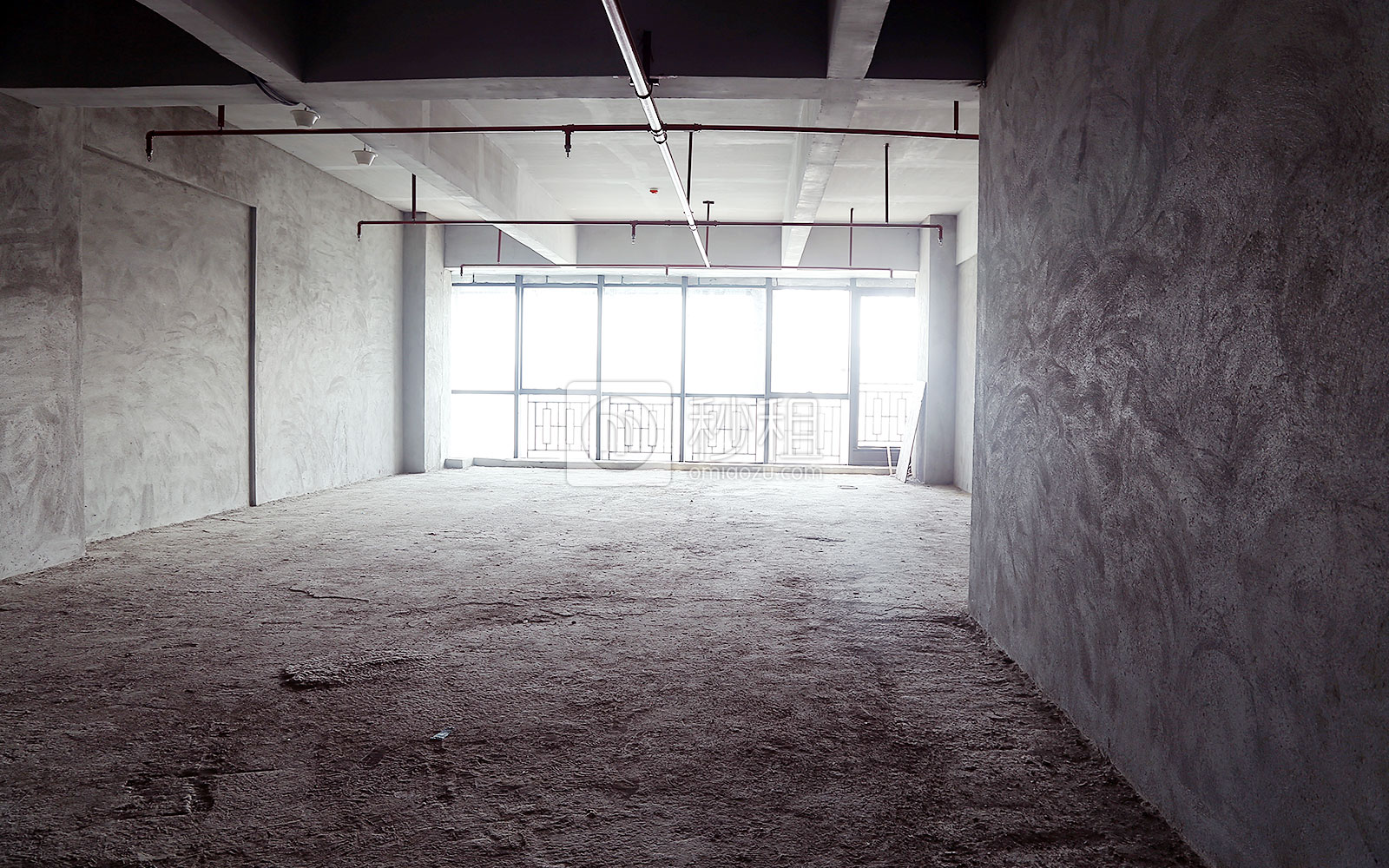 博隆大厦写字楼出租159平米毛坯办公室88元/m².月