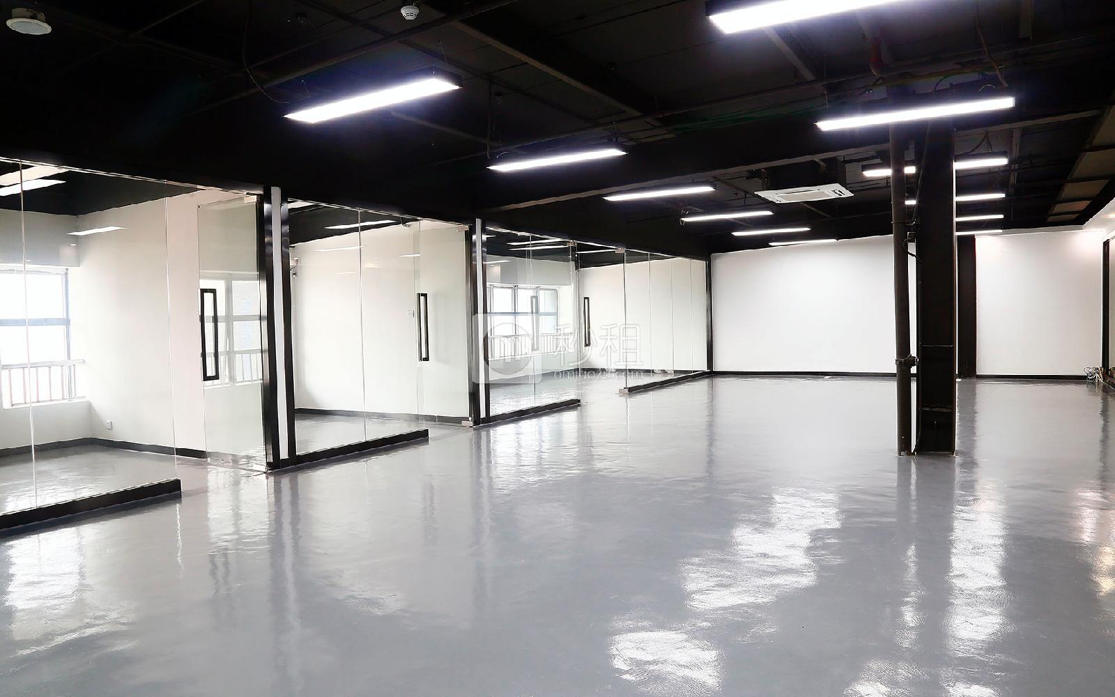 康和盛大厦（新能源创新产业园）写字楼出租433平米精装办公室75元/m².月
