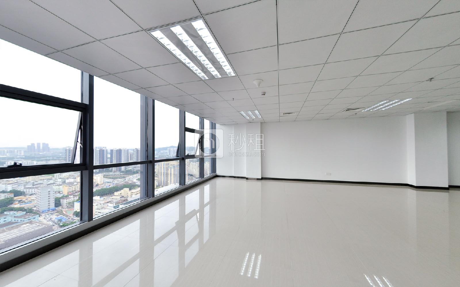 尚美中心大厦写字楼出租153平米简装办公室88元/m².月