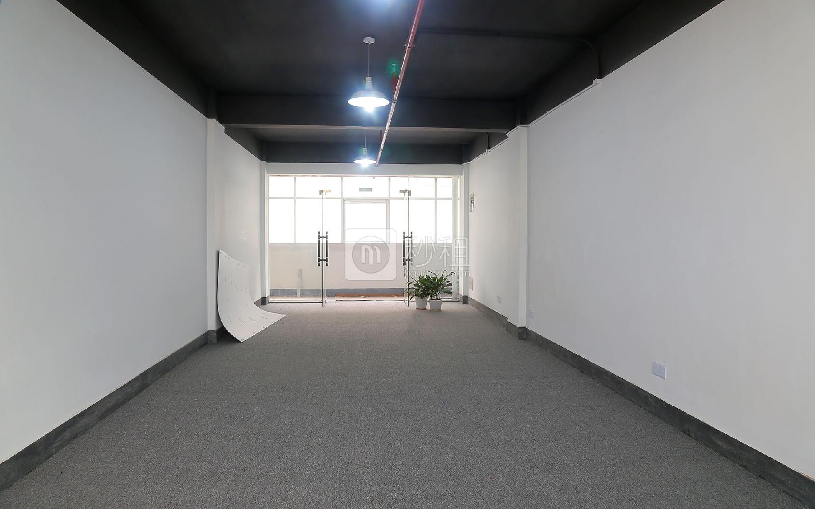 早安商务中心写字楼出租168平米精装办公室64元/m².月