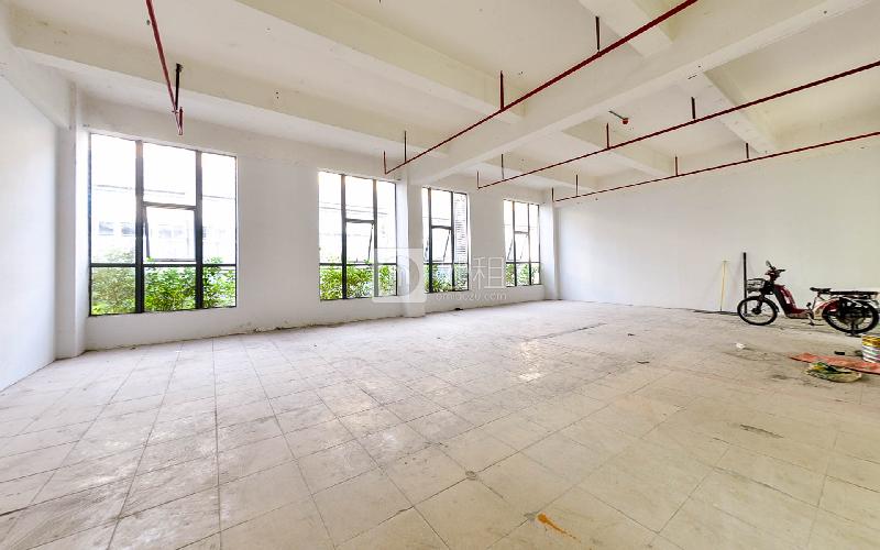 荔山工业园写字楼出租300平米简装办公室63元/m².月
