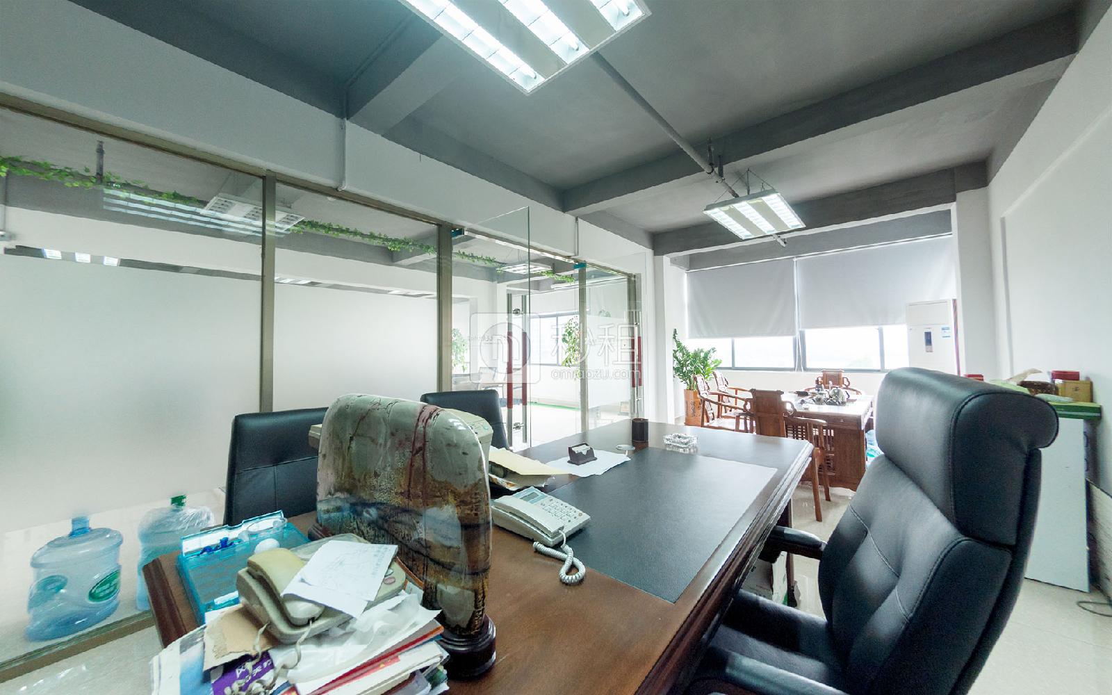 富奇创意大厦写字楼出租480平米简装办公室55元/m².月