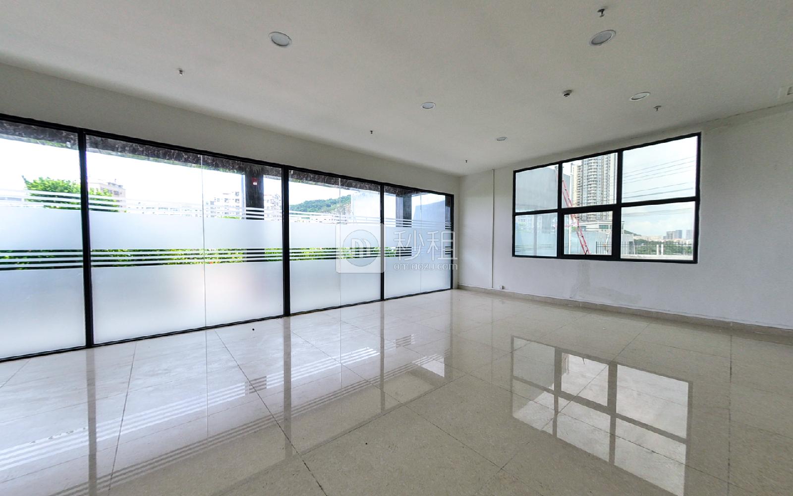 红湾商务中心写字楼出租158平米简装办公室47元/m².月