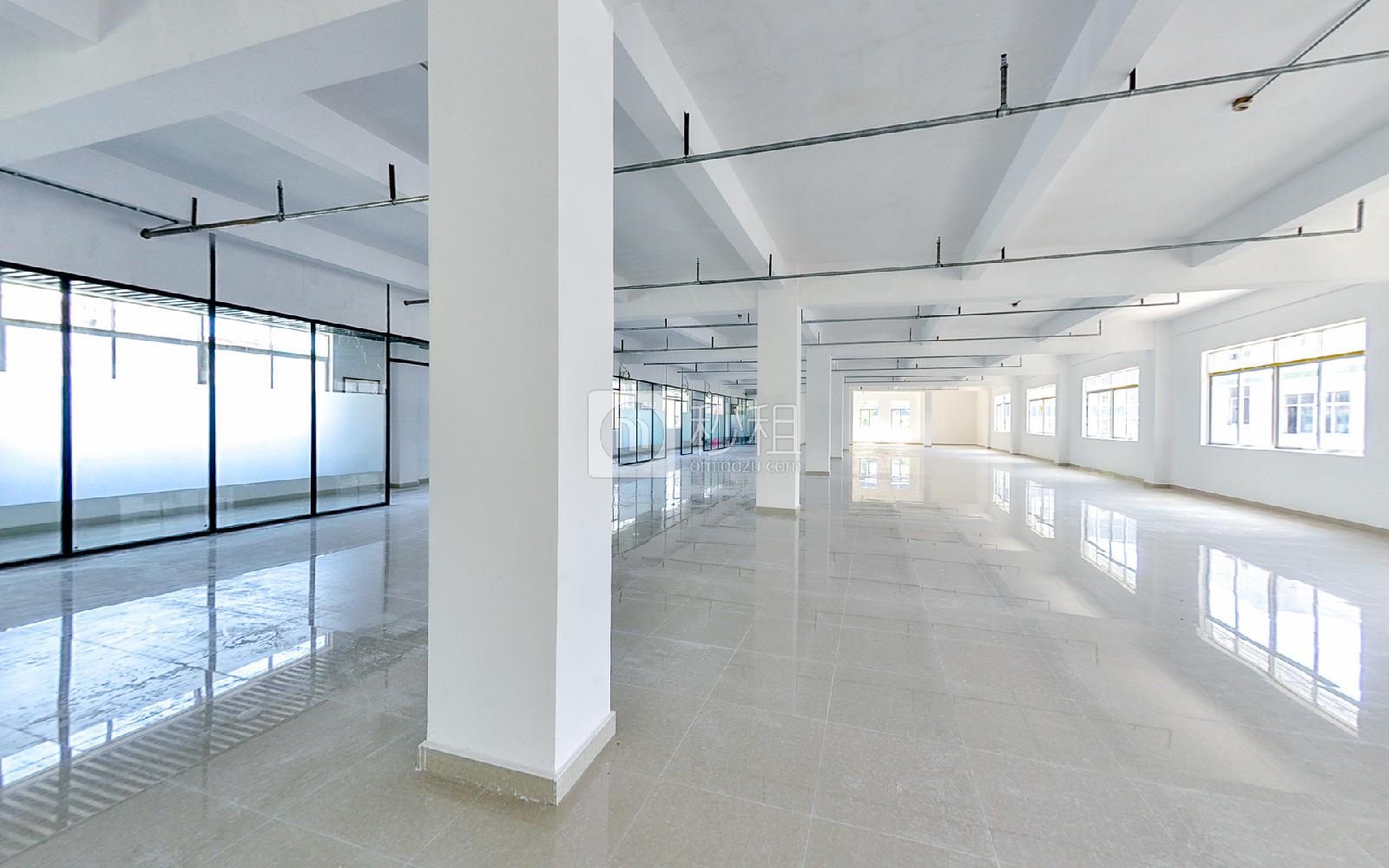 银华大厦写字楼出租329平米简装办公室60元/m².月