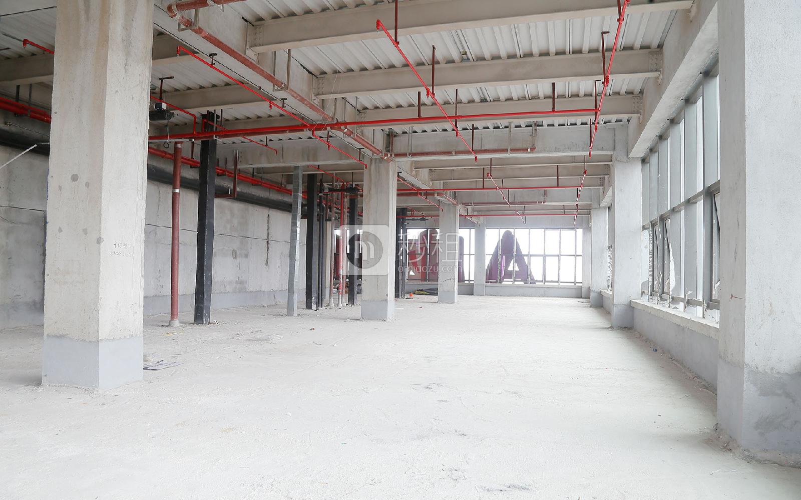 粤商中心写字楼出租245平米毛坯办公室115元/m².月
