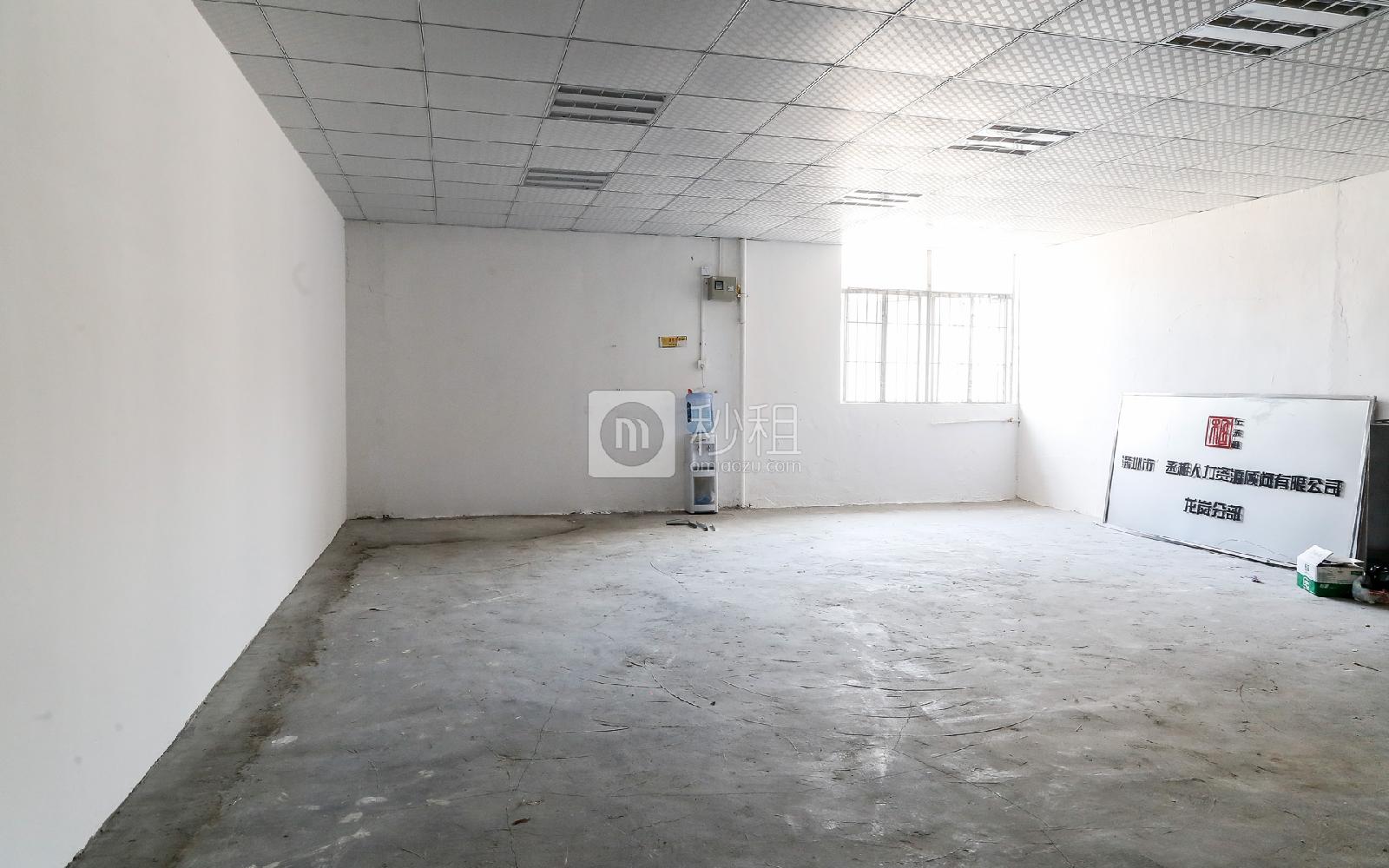 左丞相创业基地写字楼出租110平米毛坯办公室32元/m².月