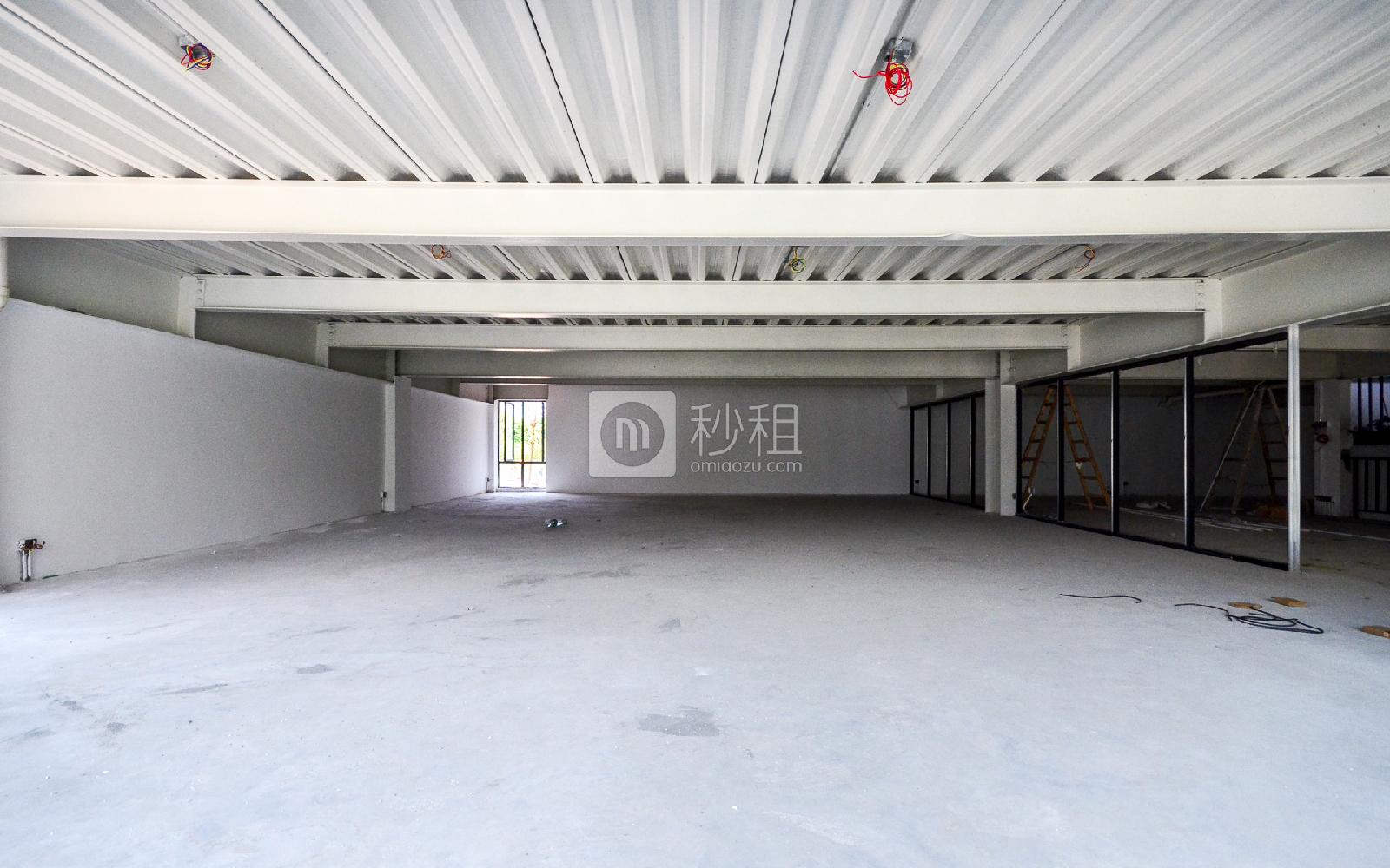 渔珠创客E-PARK写字楼出租960平米毛坯办公室80元/m².月