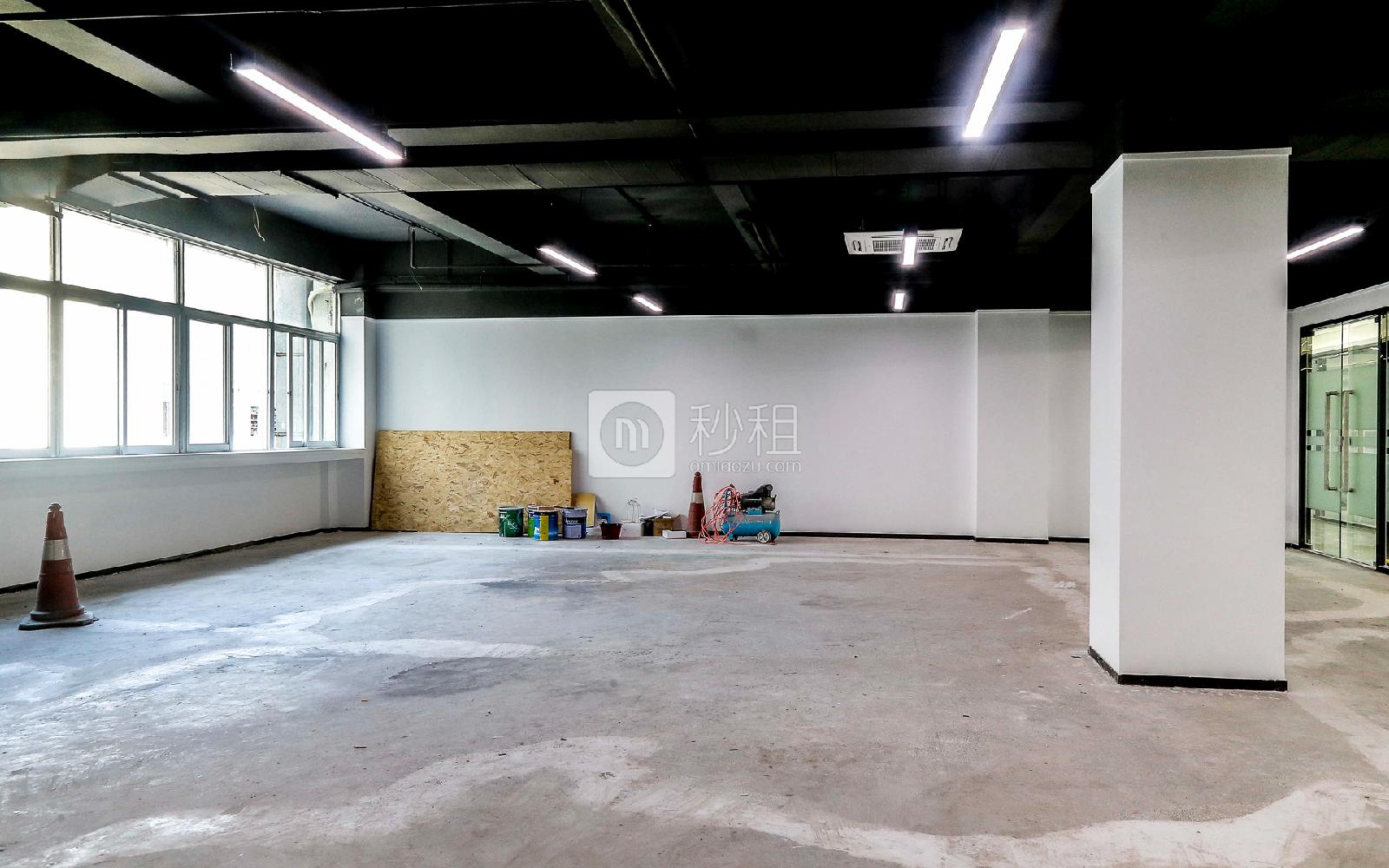 马家龙工业区写字楼出租200平米毛坯办公室60元/m².月