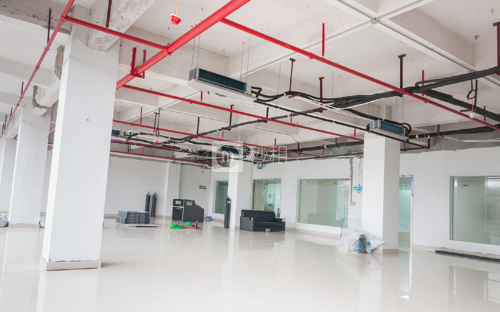 上塘商业大厦写字楼出租419平米毛坯办公室55元/m².月