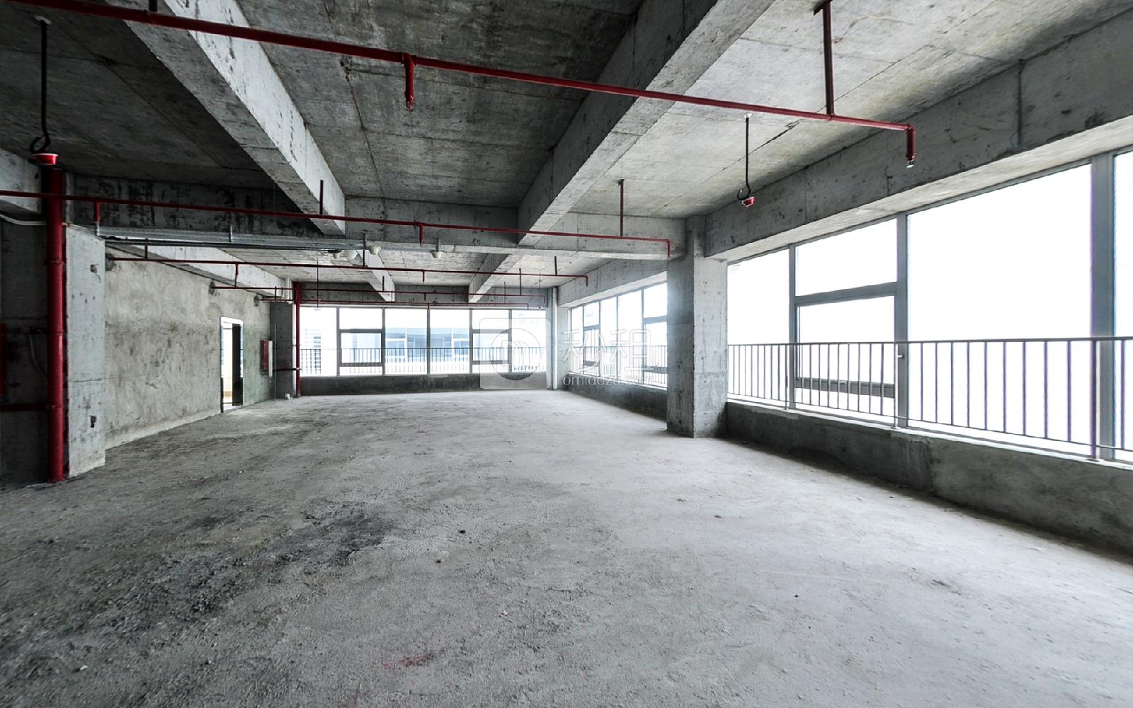 同泰时代中心写字楼出租214平米毛坯办公室70元/m².月