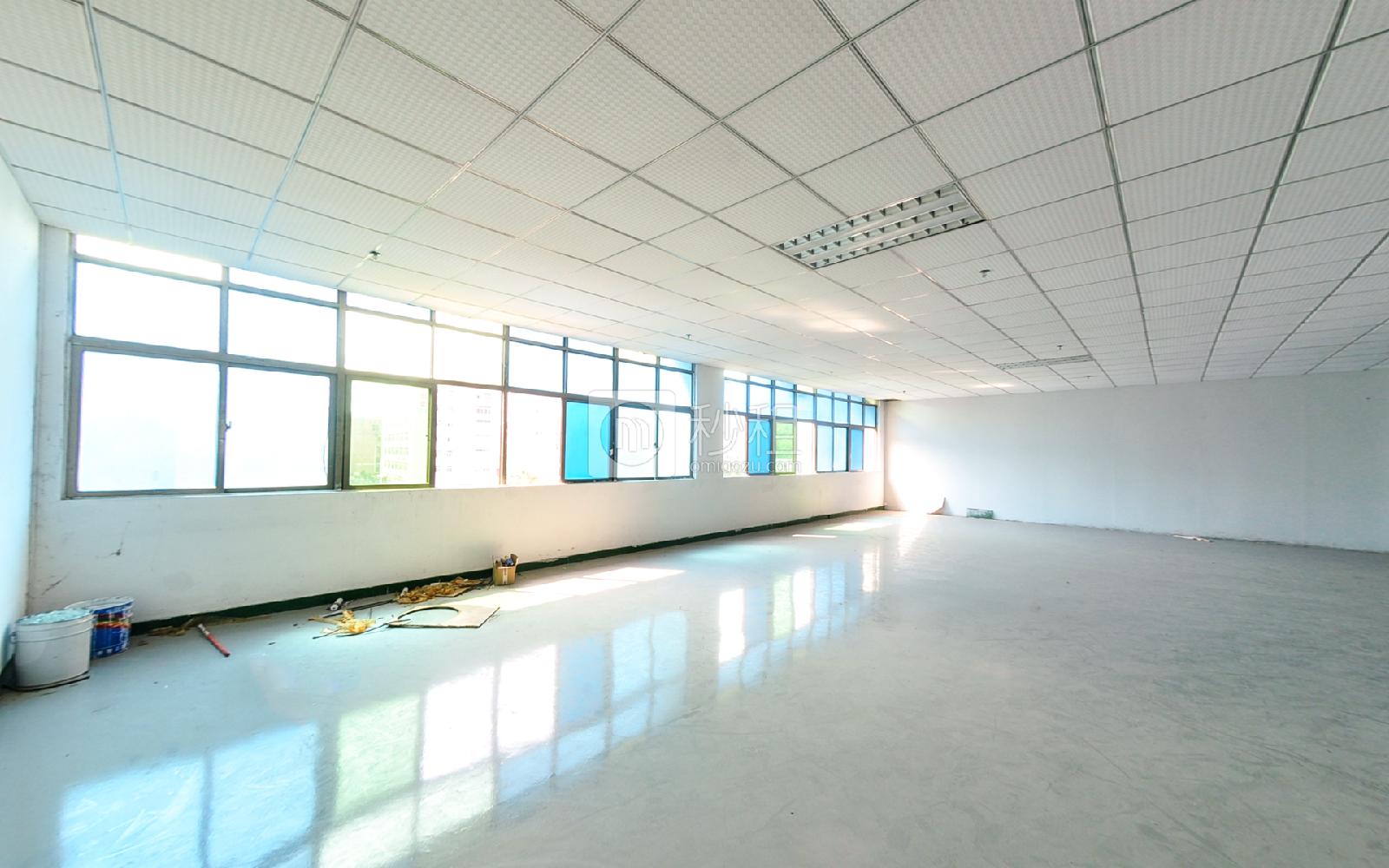 洪盛科技园写字楼出租76平米简装办公室41元/m².月