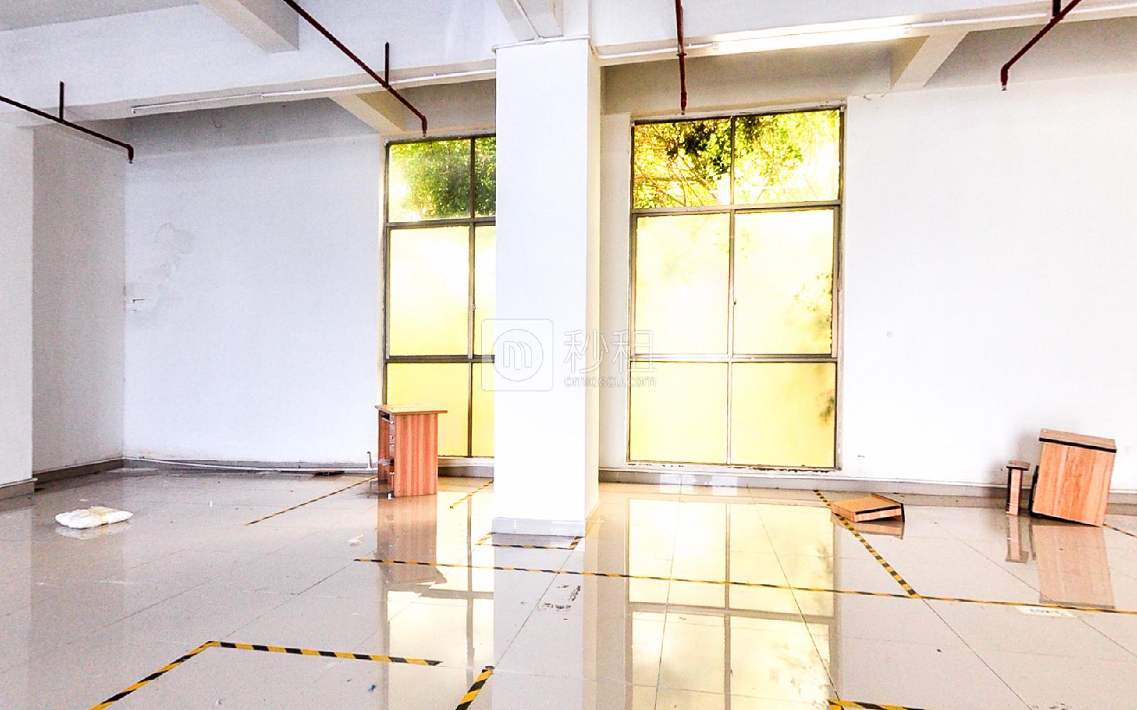 杰鹏商业广场写字楼出租300平米精装办公室33元/m².月