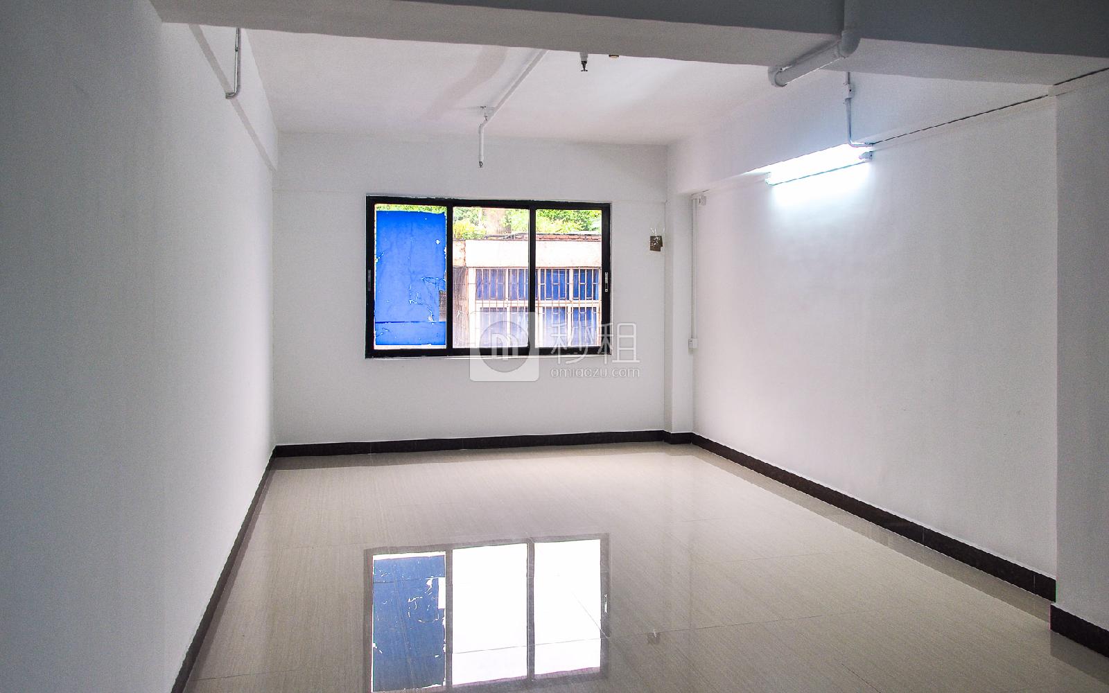 荔湾楼写字楼出租36平米简装办公室60元/m².月