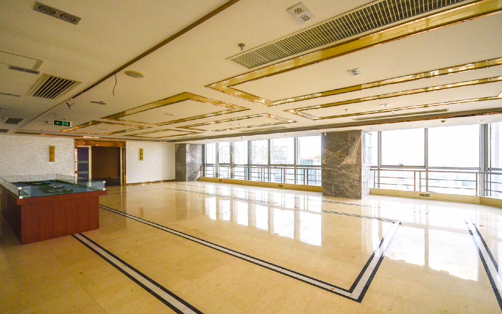 珠江国际大厦写字楼出租1896平米精装办公室135元/m².月