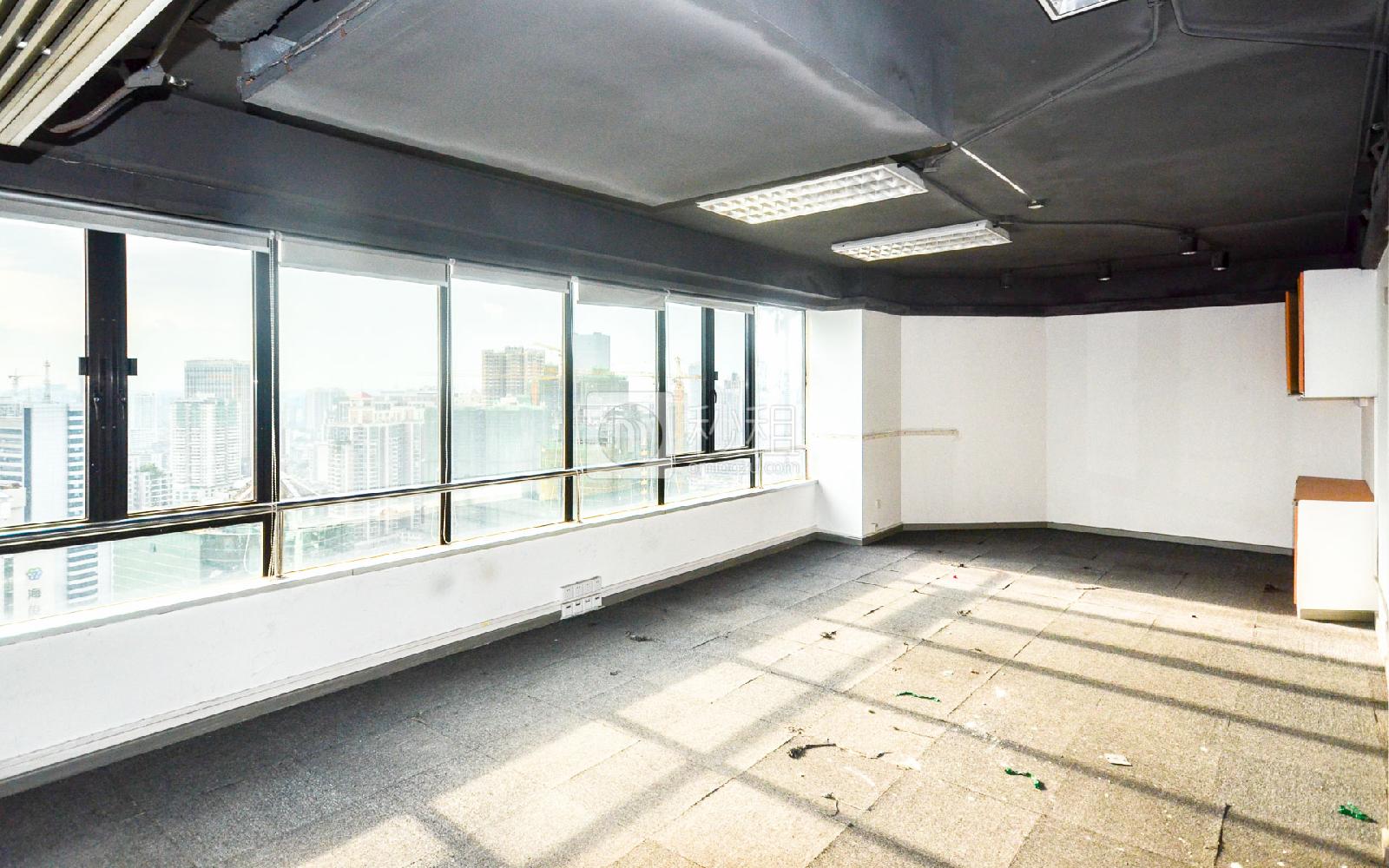 江湾商业中心写字楼出租182平米简装办公室130元/m².月