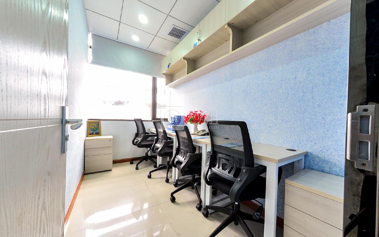 创富港-赛格科技园写字楼出租6平米精装办公室2700元/间.月