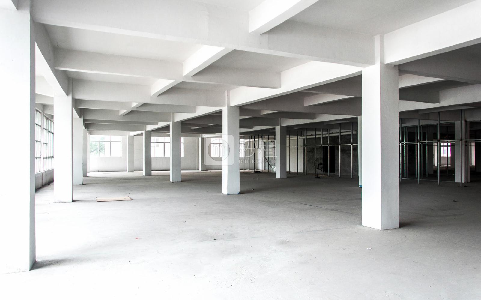燕岗创意园写字楼出租300平米毛坯办公室60元/m².月