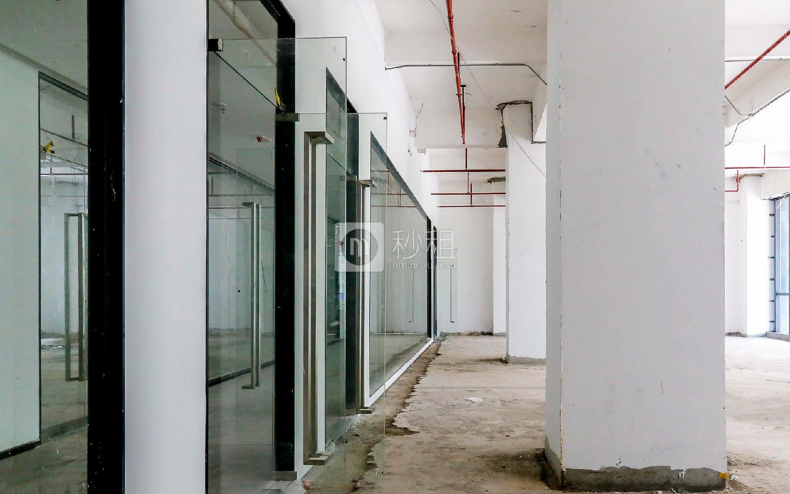 智慧谷创新园（龙华）写字楼出租221平米毛坯办公室85元/m².月