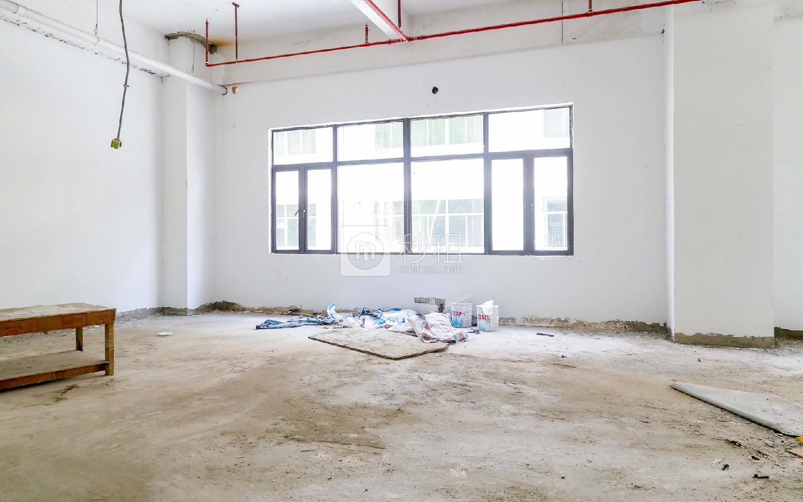 智慧谷创新园（龙华）写字楼出租128平米毛坯办公室85元/m².月