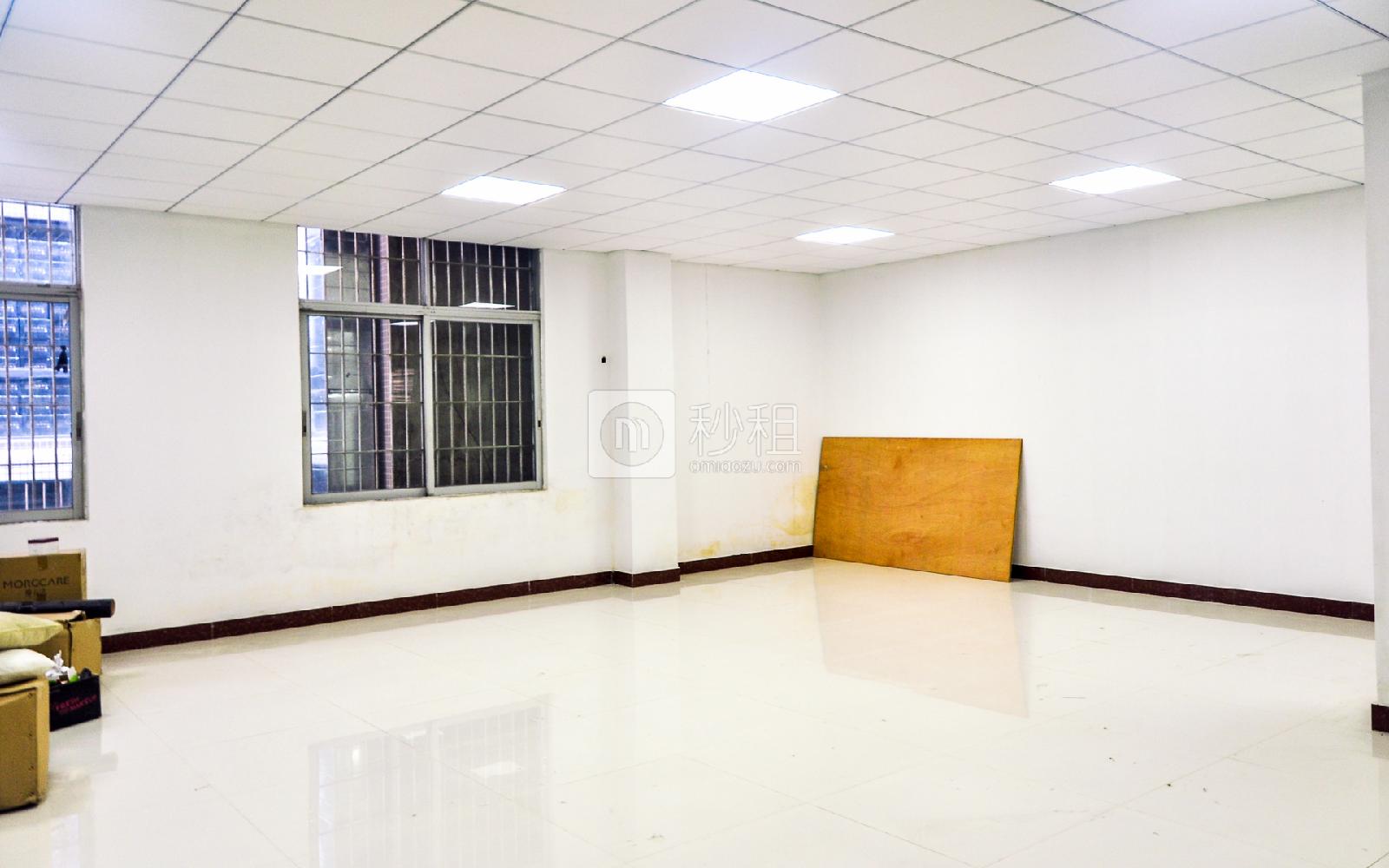 银丰电子商务大厦写字楼出租119平米简装办公室43元/m².月