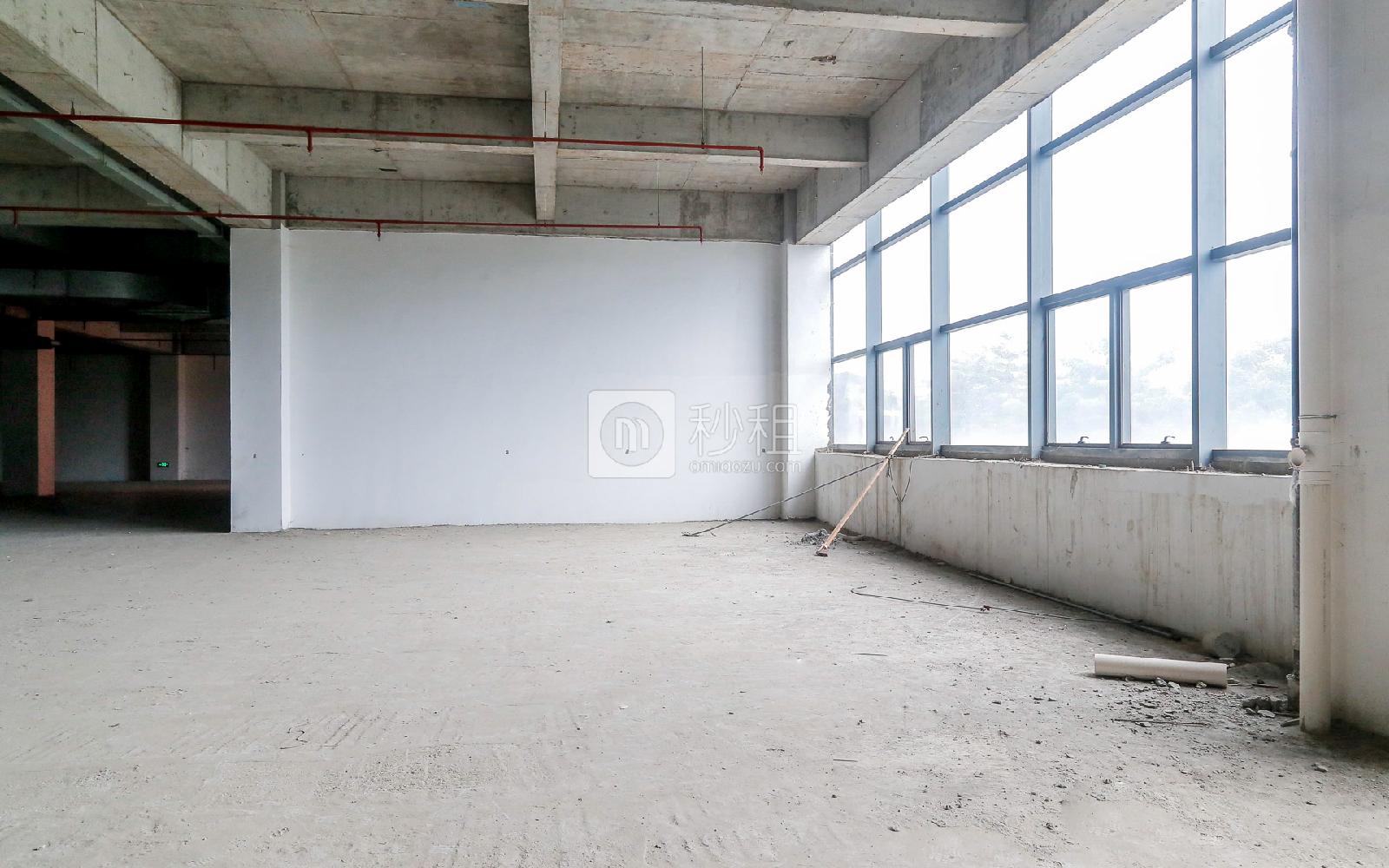 华美嘉大厦		写字楼出租700平米毛坯办公室35元/m².月