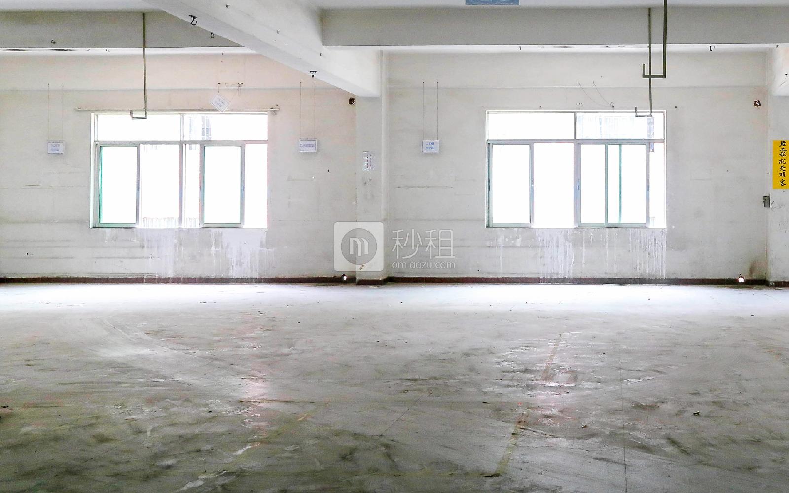 龙胜科技电商园写字楼出租476平米简装办公室23元/m².月