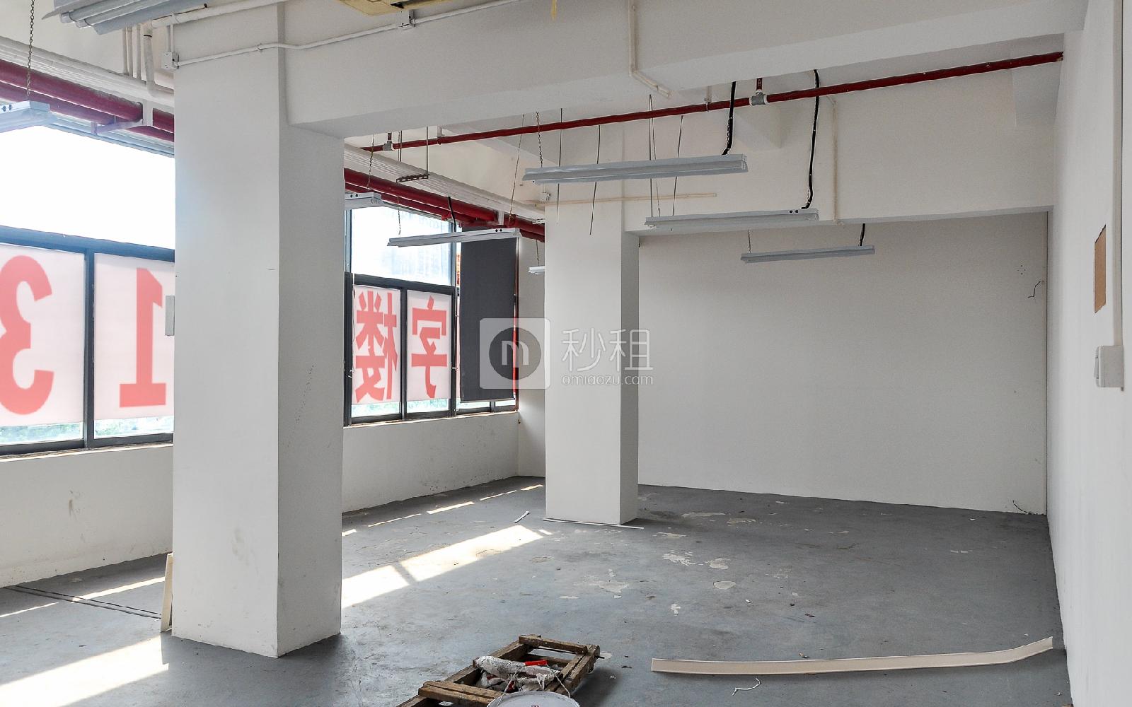 大东汇商务港写字楼出租145平米简装办公室90元/m².月