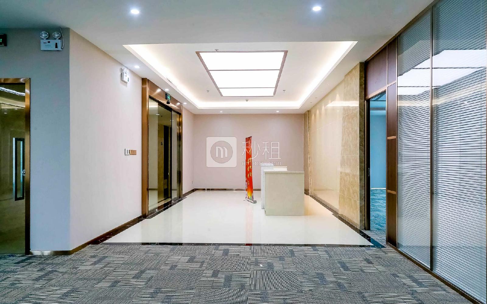 德纵空间-卓越世纪中心写字楼出租564平米豪装办公室188元/m².月