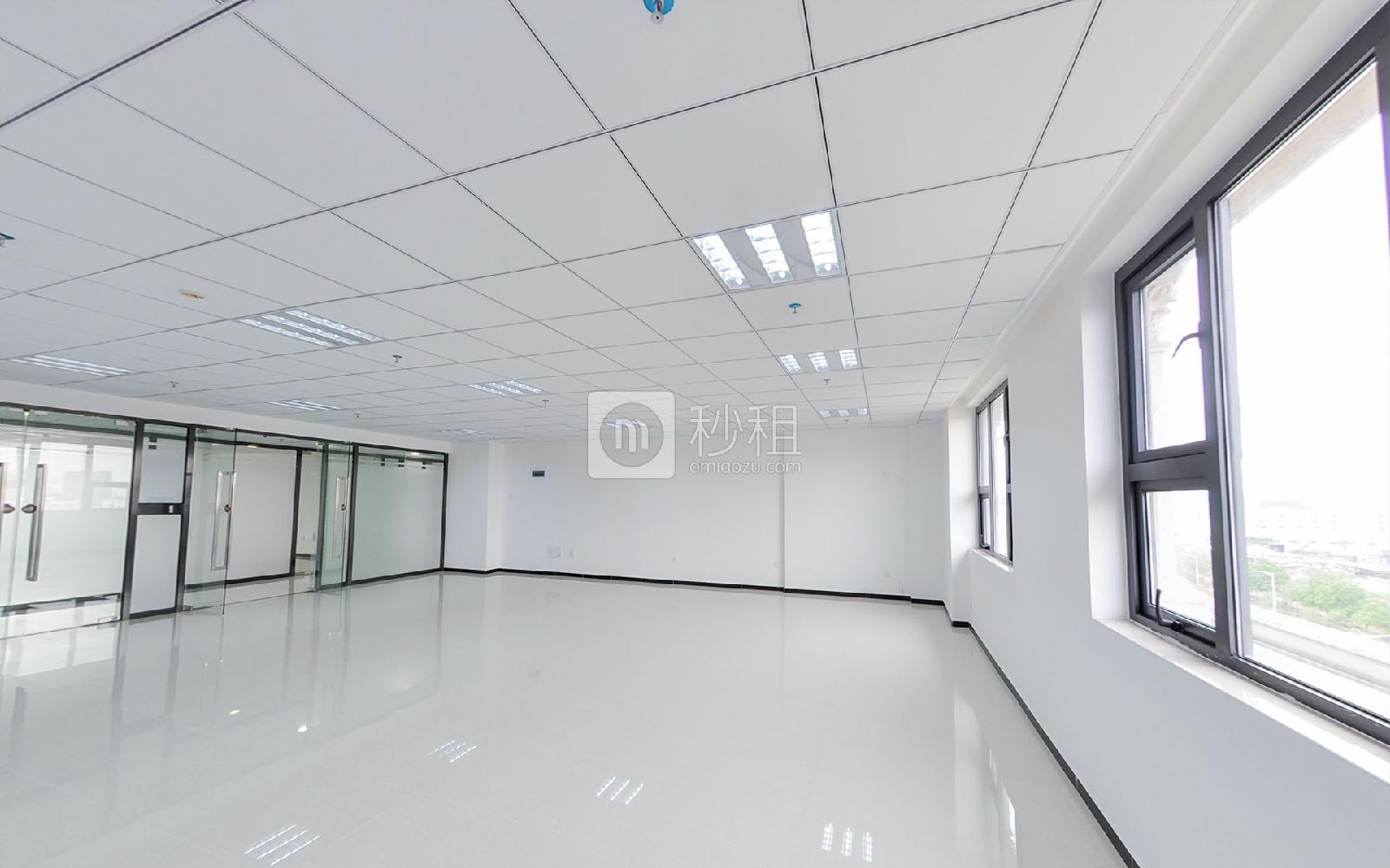 尚美创客大厦写字楼出租72平米简装办公室38元/m².月