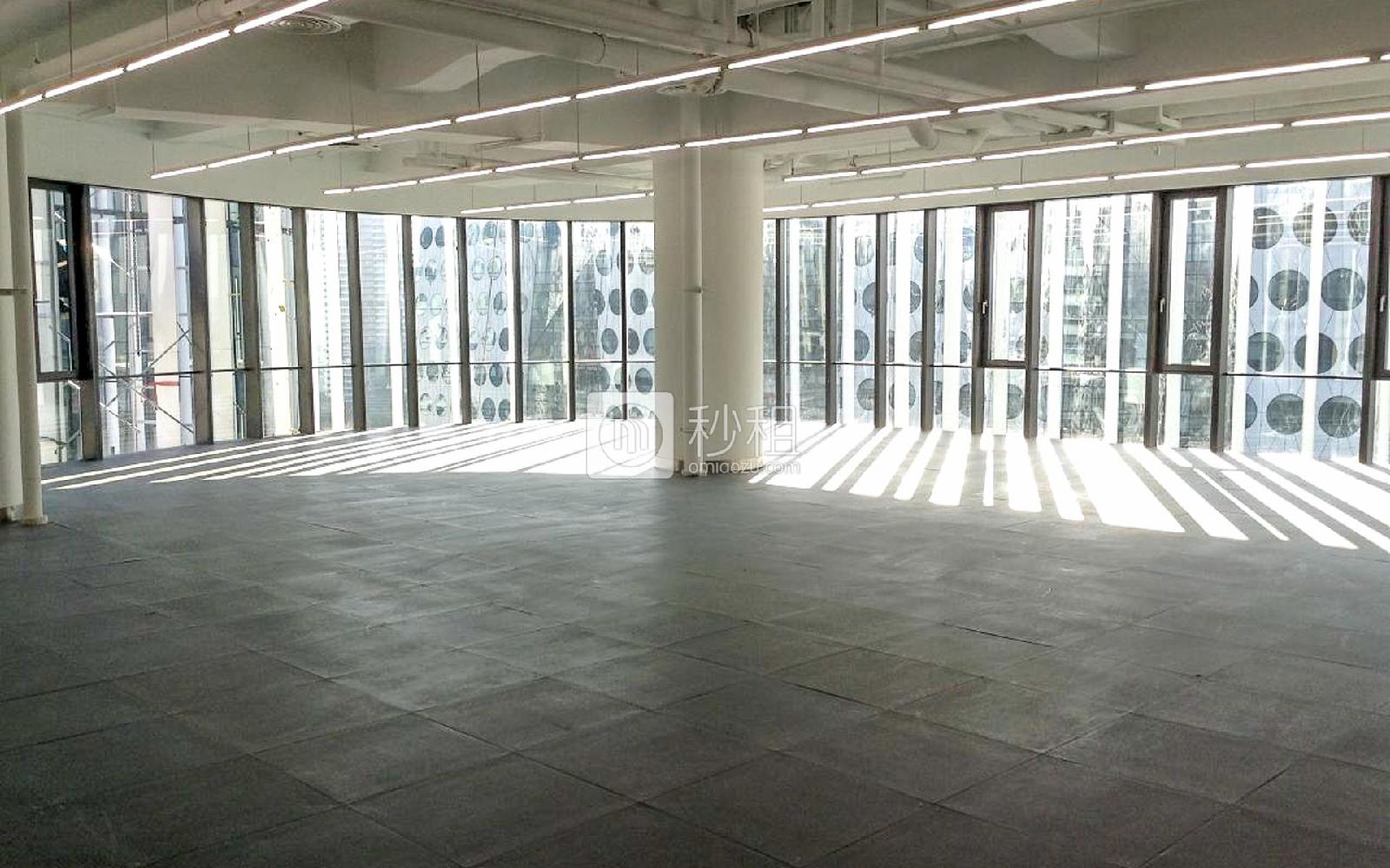 光华路SOHO二期写字楼出租312平米简装办公室10元/m²/天
