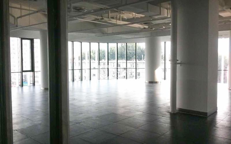 光华路SOHO二期写字楼出租371平米简装办公室10元/m²/天