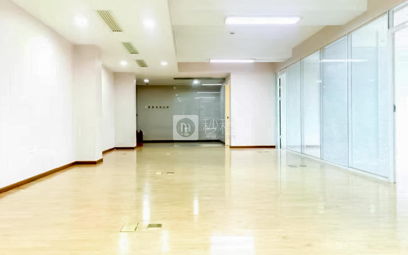 建外SOHO写字楼出租240平米精装办公室6元/m²/天