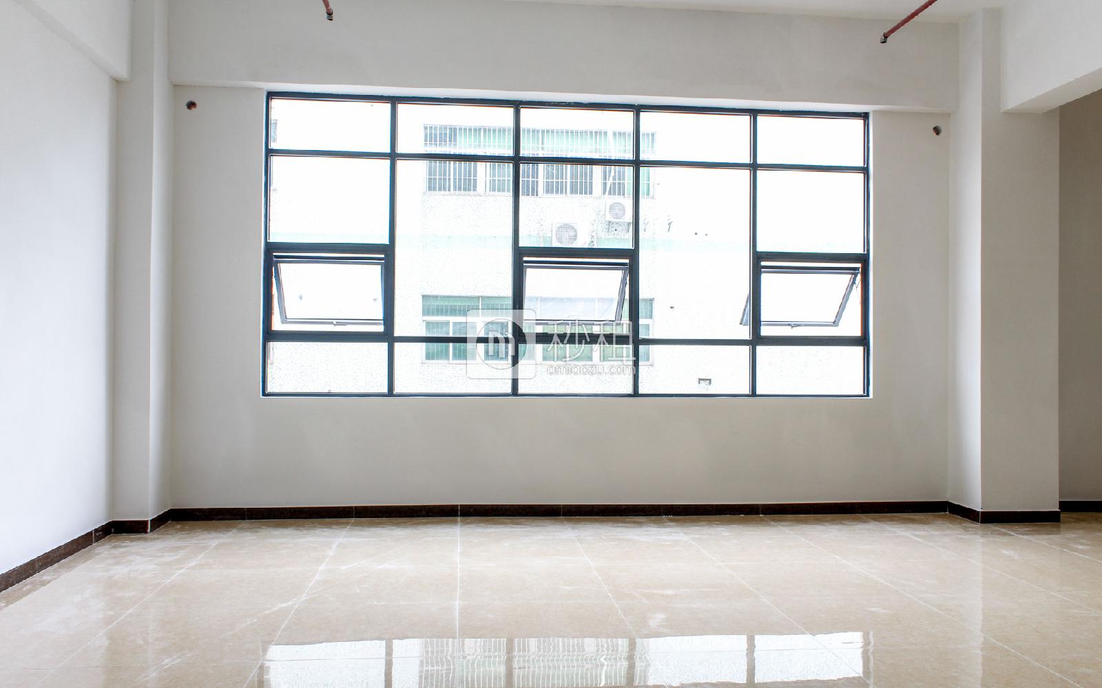 客盛智创大厦写字楼出租163平米简装办公室60元/m².月