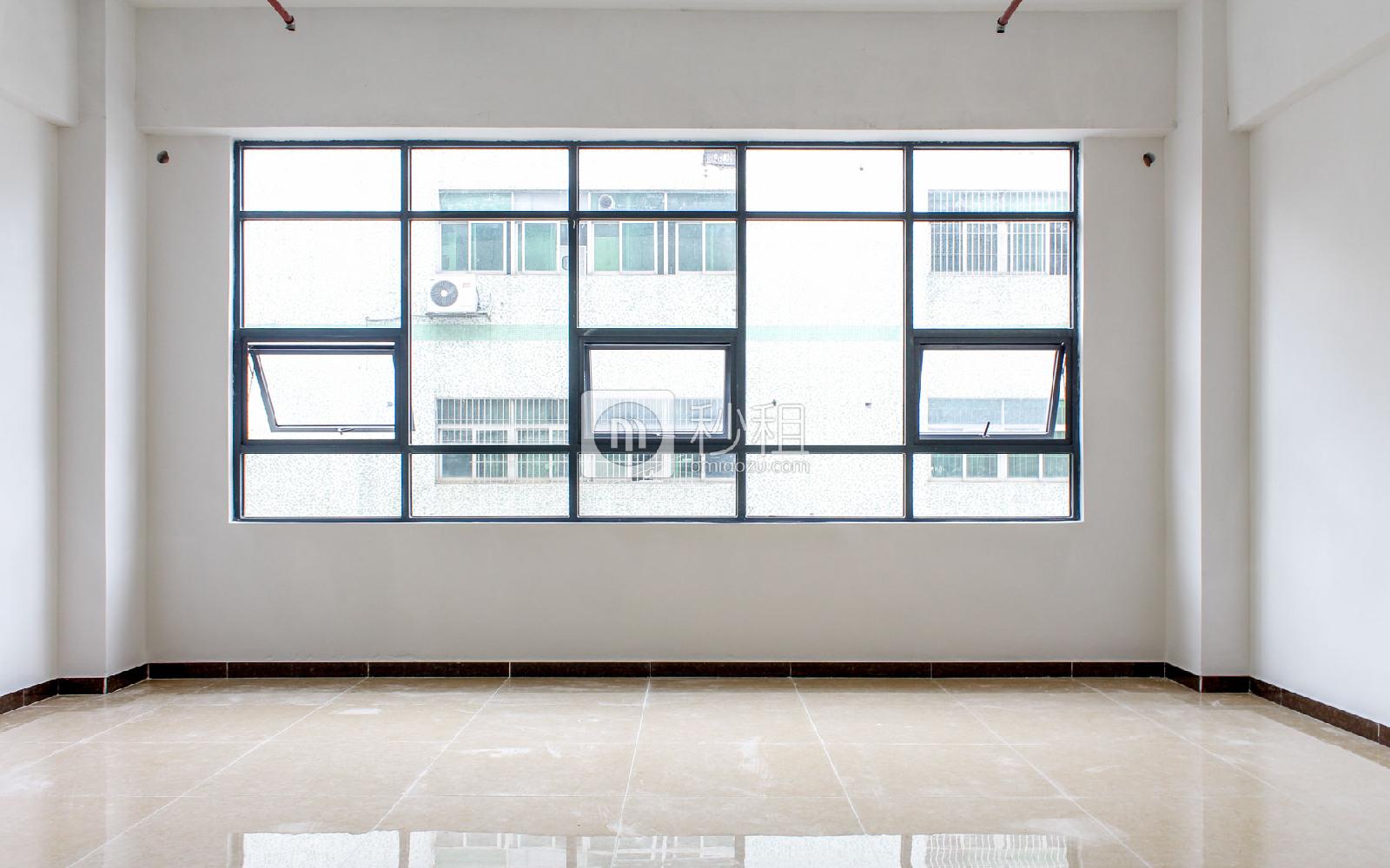 客盛智创大厦写字楼出租119平米简装办公室60元/m².月