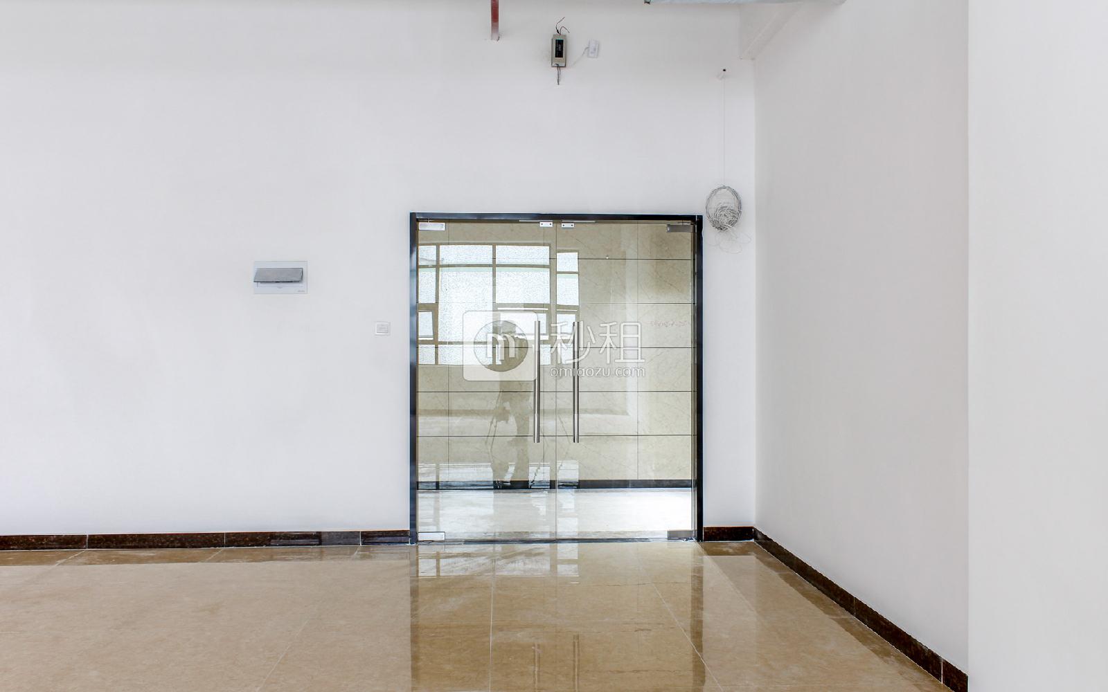 客盛智创大厦写字楼出租145平米简装办公室60元/m².月