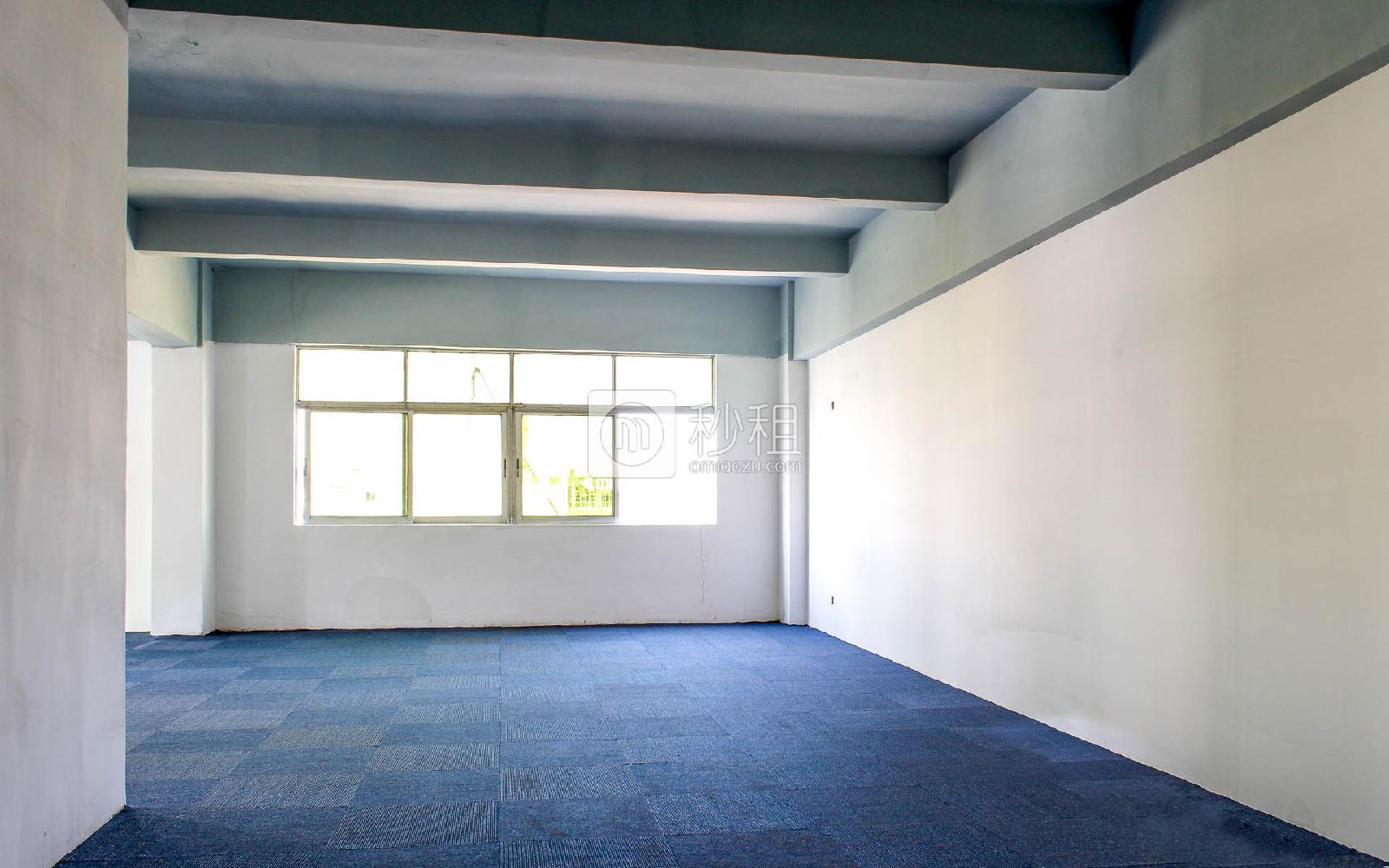 兴龙富创客园写字楼出租185平米简装办公室52元/m².月