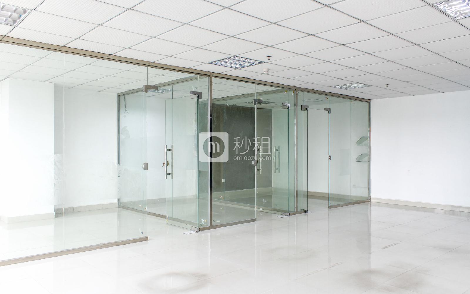 鸿华中心写字楼出租142平米精装办公室65元/m².月
