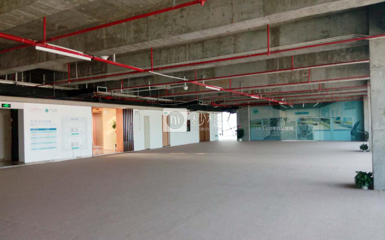 波顿研发大楼写字楼出租1350平米精装办公室135元/m².月