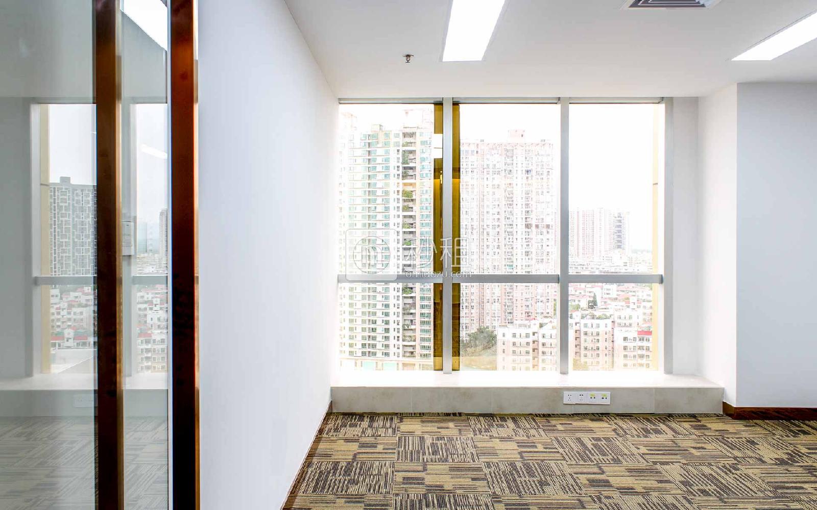 祥祺投资大厦写字楼出租588平米精装办公室108元/m².月